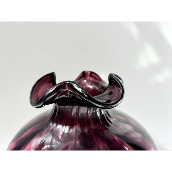 SOLD / Amethyst Beacon Ruffled Edge 1930's Made Bulbous Vintage MCM Vase - Picture 5 of 9
